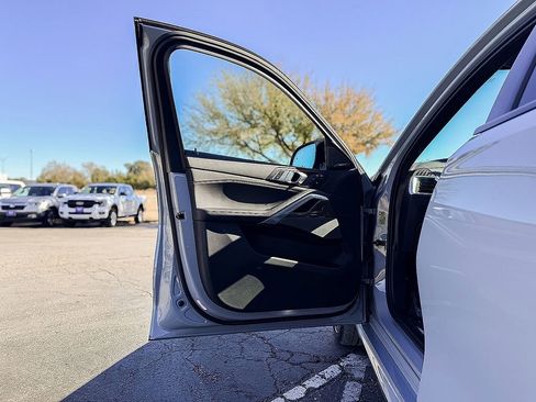 Used 2025 BMW X6 M60i image 23