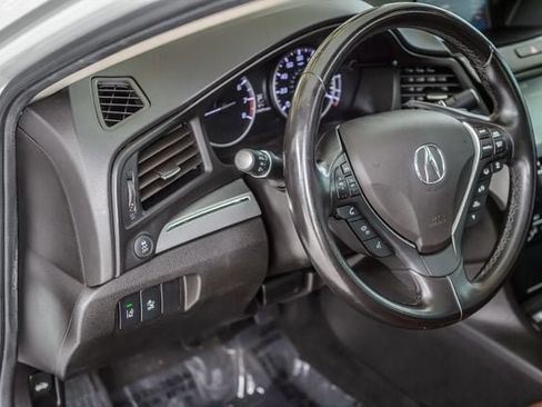 Used 2019 Acura ILX FWD image 25