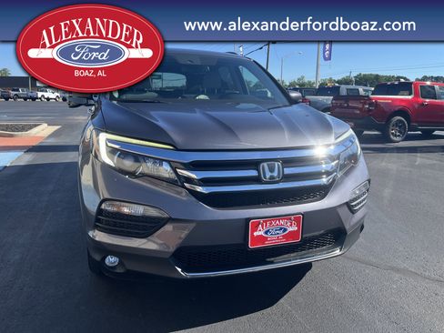 Used 2016 Honda Pilot Touring image 5