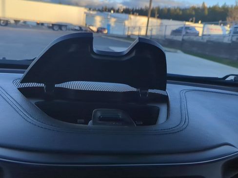 Used 2023 Jeep Cherokee Altitude Lux image 18