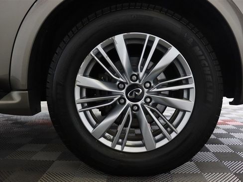 Used 2019 INFINITI QX80 Luxe image 38