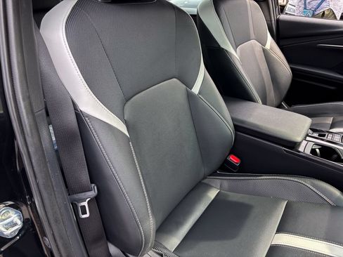 Used 2025 Toyota Camry SE w/ Convenience Package AWD/4WD image 38