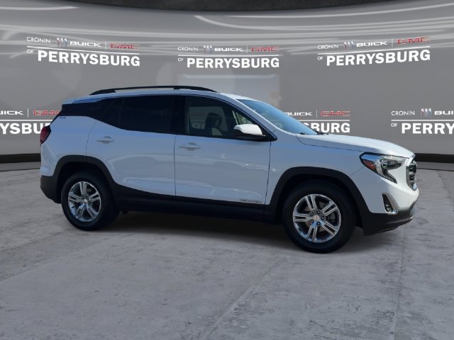 Used 2019 GMC Terrain SLE w/ Driver Convenience Package FWD image 9