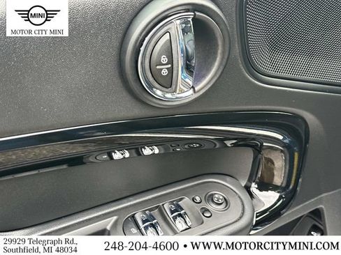 Certified 2024 MINI Cooper Countryman S w/ Premium Package AWD/4WD image 19