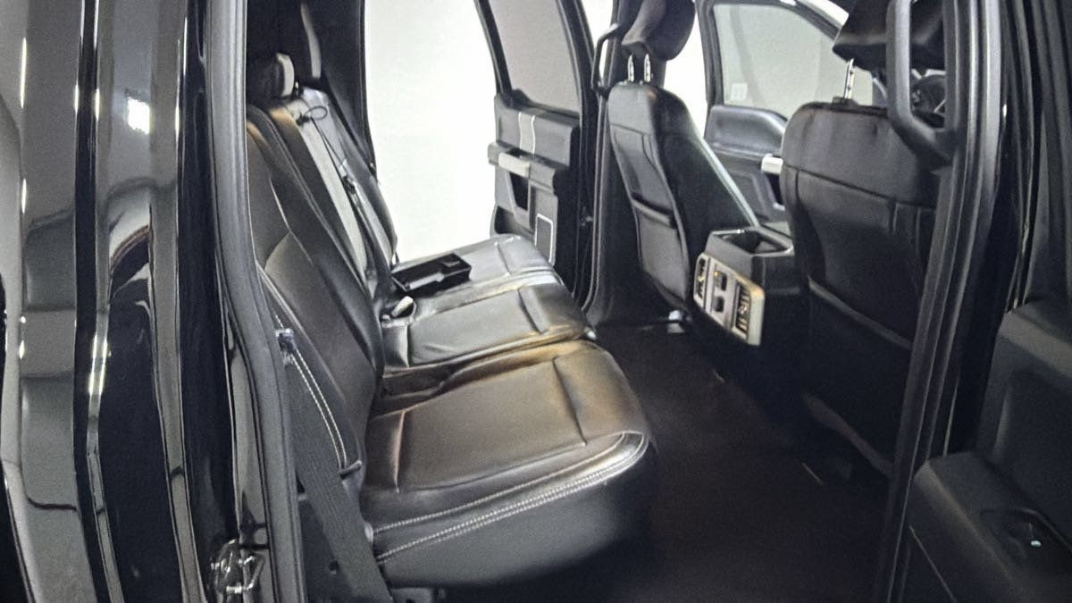 Used 2016 Ford F150 Lariat AWD/4WD image 33