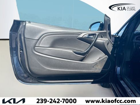 Used 2019 Buick Cascada Premium image 20