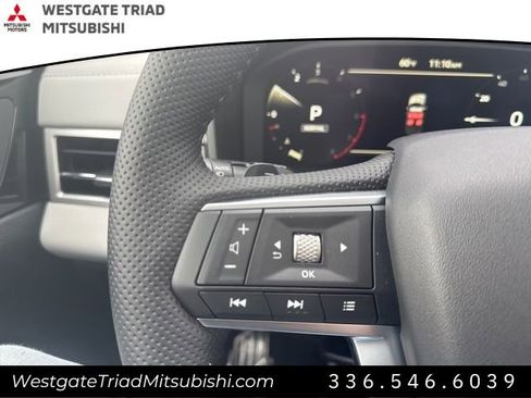 New 2026 Mitsubishi Outlander SEL image 18