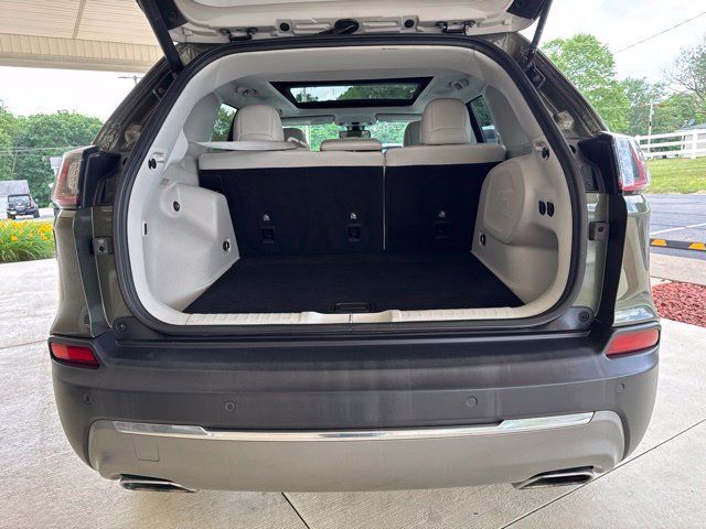 Used 2020 Jeep Cherokee Limited AWD/4WD image 12