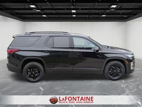 Certified 2023 Chevrolet Traverse LT FWD image 6