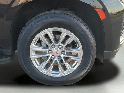Used 2023 GMC Yukon SLT w/ SLT Premium Package AWD/4WD image 14