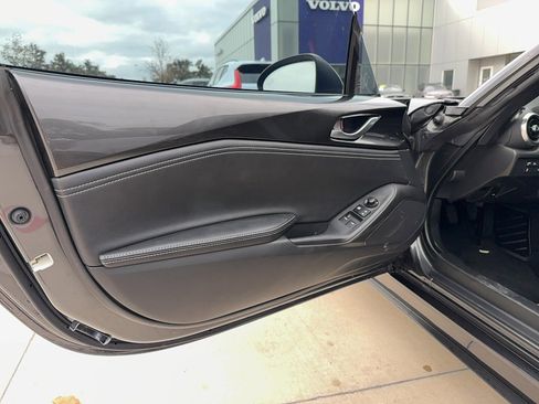Used 2024 MAZDA MX-5 Miata Grand Touring image 9