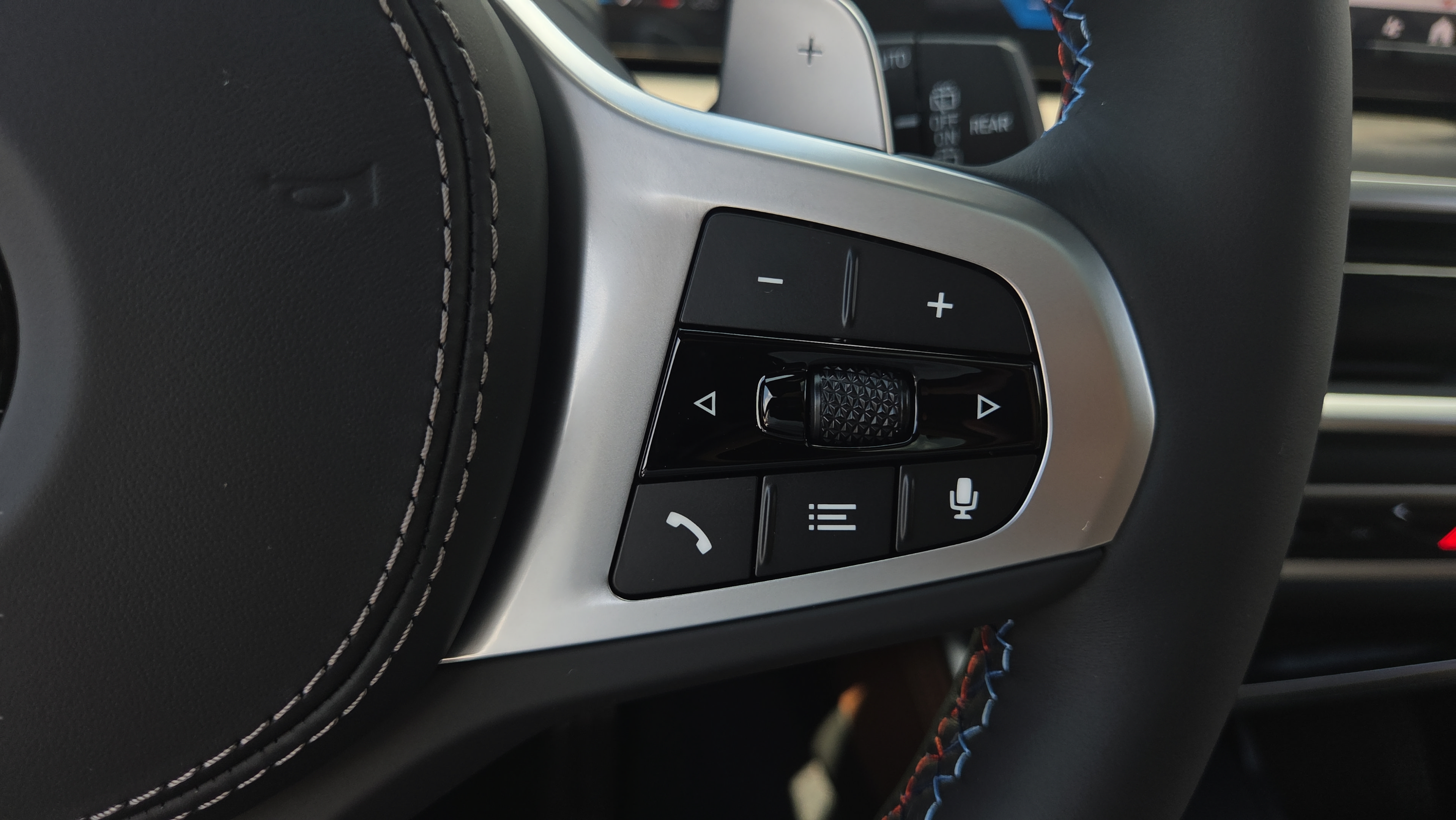 New 2026 BMW X5 M60i AWD/4WD image 23