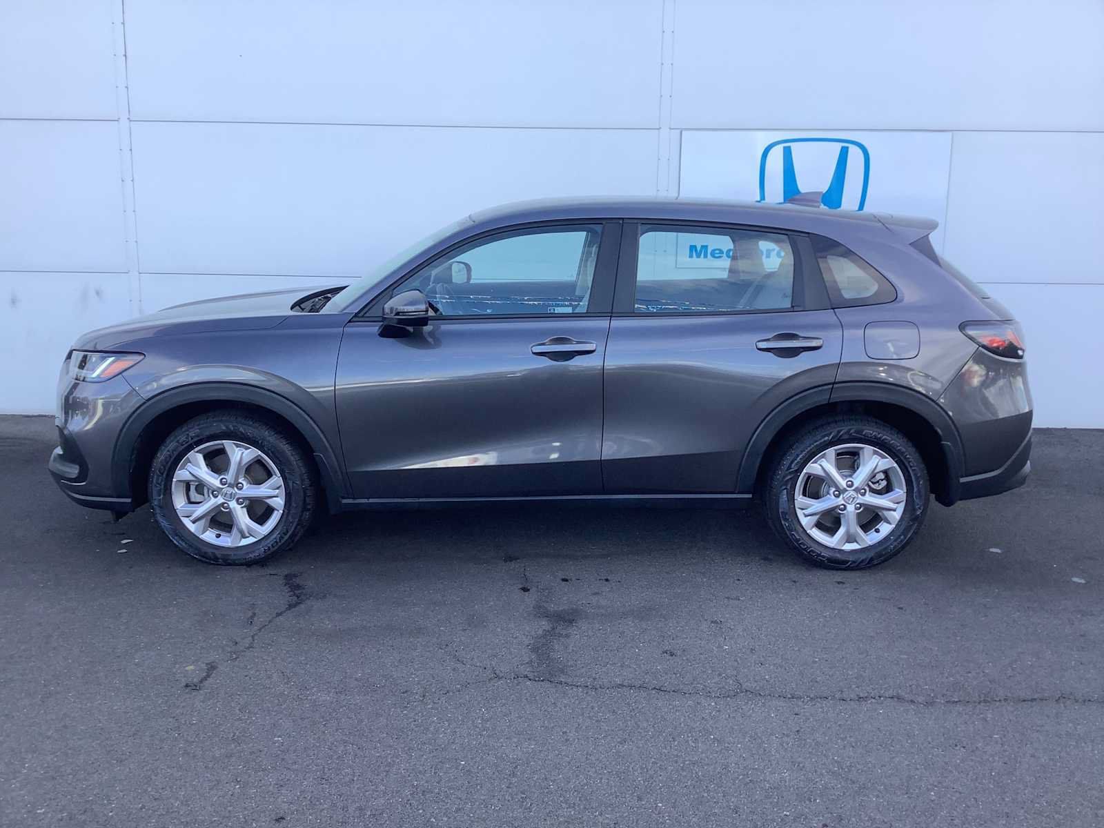 Used 2024 Honda HR-V LX image 3