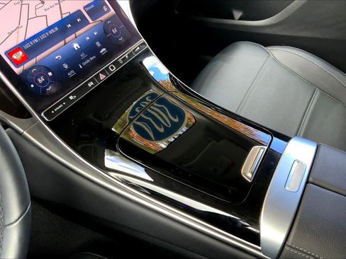 Used 2024 Mercedes-Benz GLC 300 4MATIC w/ Driver Assistance Package image 16