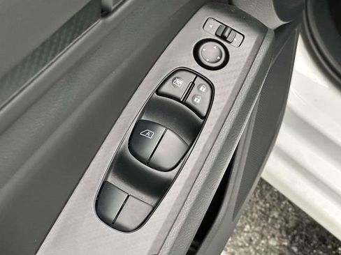 Certified 2025 Nissan Altima 2.5 S image 16