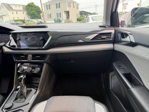 Used 2022 Volkswagen Taos SEL AWD/4WD image 28
