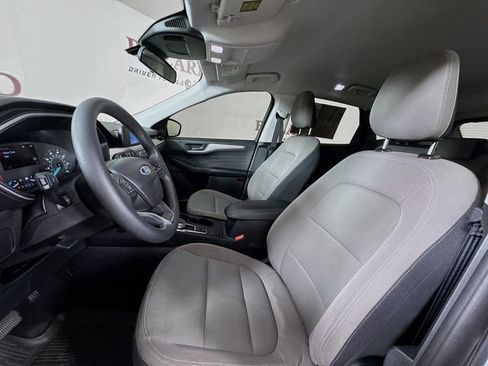 Used 2022 Ford Escape S image 23