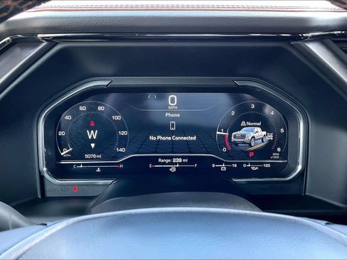 Used 2025 GMC Sierra 1500 AT4 w/ AT4 Premium Package AWD/4WD image 12