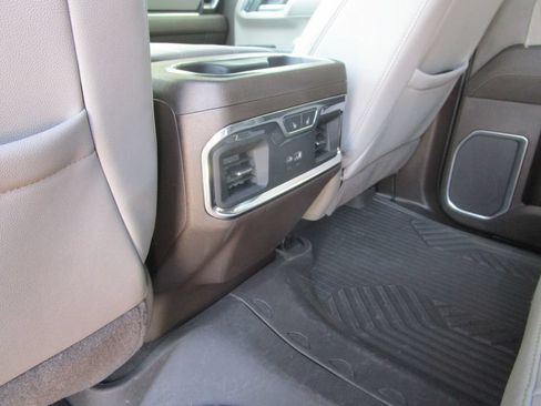 Used 2024 Chevrolet Silverado 1500 LTZ AWD/4WD image 23