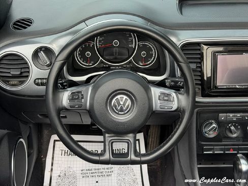Used 2015 Volkswagen Beetle 1.8T FWD image 28