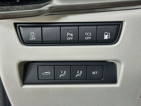 Used 2024 MAZDA CX-90 Plug-In Hybrid w/ Premium Plus AWD/4WD image 17