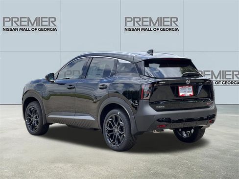 New 2026 Nissan Kicks SR w/ SR Premium Package FWD image 24