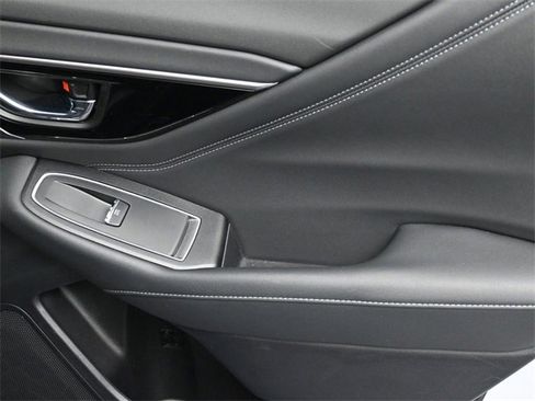 Used 2024 Subaru Outback Limited image 28