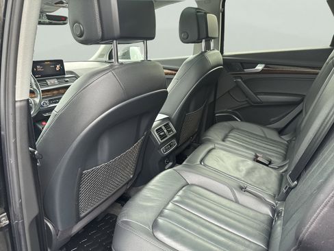 Used 2018 Audi Q5 2.0T Premium Plus w/ Premium Plus Package image 11