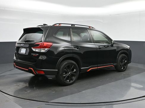 Used 2023 Subaru Forester Sport image 7