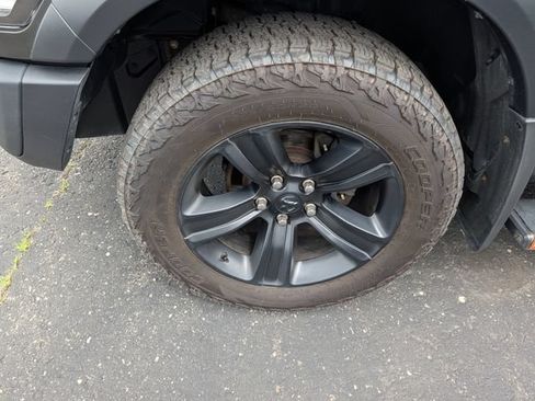 Used 2022 RAM 1500 Warlock AWD/4WD image 4