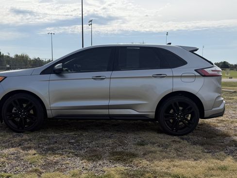 Used 2024 Ford Edge ST w/ Equipment Group 401A AWD/4WD image 12