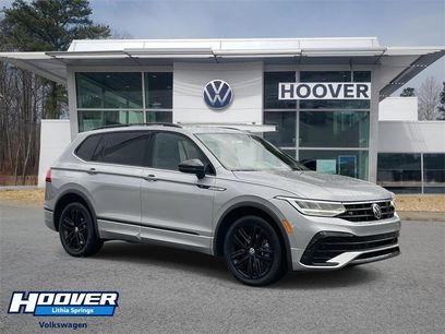 Certified 2022 Volkswagen Tiguan SE R-Line