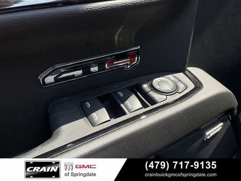 Used 2024 GMC Sierra 1500 AT4 w/ Technology Package AWD/4WD image 11
