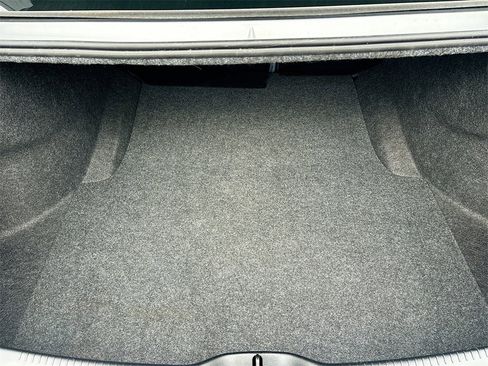 Used 2021 Chrysler 300 Touring w/ Sport Appearance Package image 25