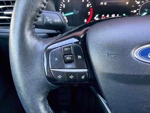 Used 2021 Ford Escape SEL image 10