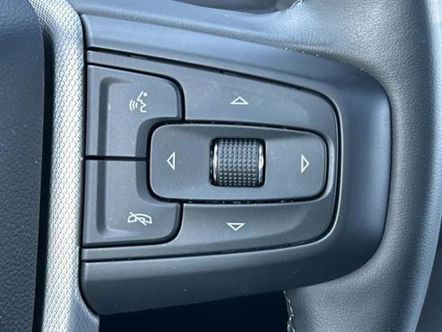 Used 2024 GMC Yukon XL Denali image 15