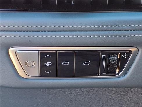 New 2025 Cadillac Escalade IQ Sport 2 w/ LPO, ONYX Package image 11