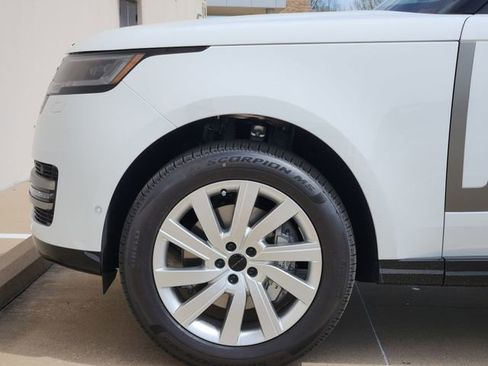 New 2026 Land Rover Range Rover SE AWD/4WD image 6