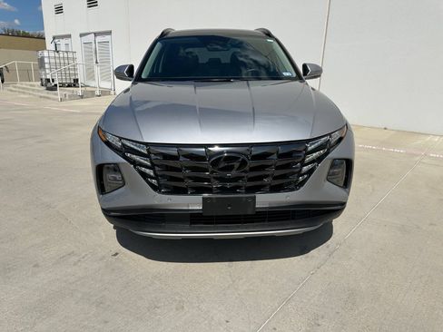 Used 2022 Hyundai Tucson Limited AWD/4WD image 2