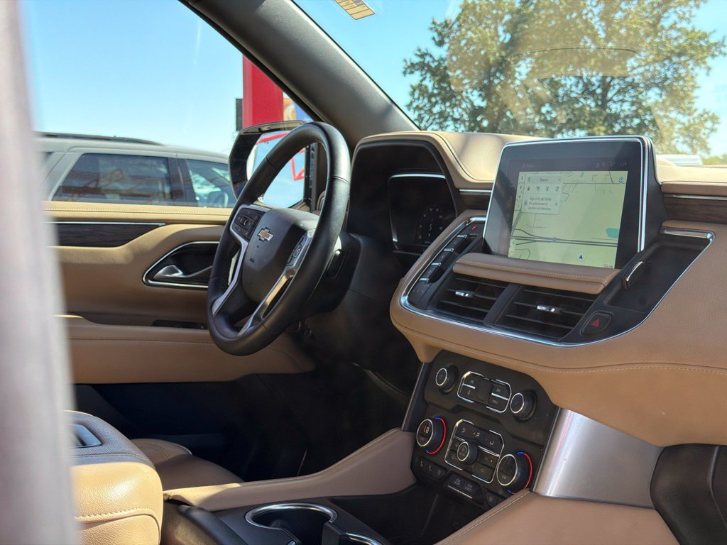 Used 2023 Chevrolet Tahoe Premier AWD/4WD image 33