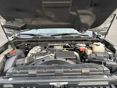 Certified 2023 Chevrolet Silverado 3500 LTZ w/ LTZ Convenience Package image 17