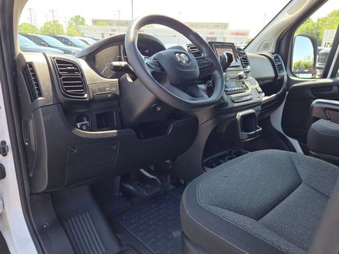 Used 2023 RAM ProMaster 2500 FWD image 23