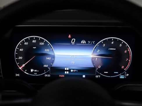 New 2026 Mercedes-Benz GLS 450 4MATIC image 16