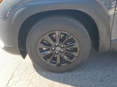 Used 2023 MAZDA CX-50 2.5 S w/ Preferred Plus Pkg image 4