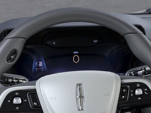 New 2026 Lincoln Aviator Reserve AWD/4WD image 13