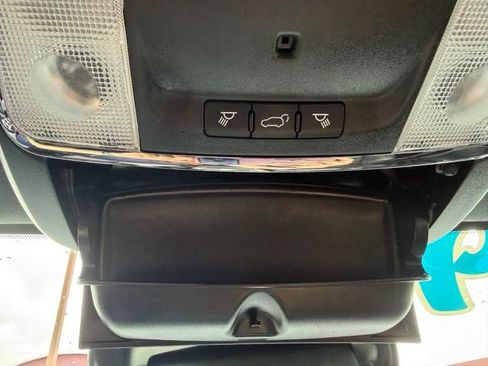 Used 2020 Jeep Grand Cherokee Laredo AWD/4WD image 24