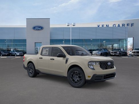 New 2025 Ford Maverick XLT w/ XLT Luxury Package AWD/4WD image 10