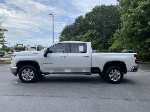 Used 2022 Chevrolet Silverado 2500 LTZ w/ LTZ Premium Package AWD/4WD image 6