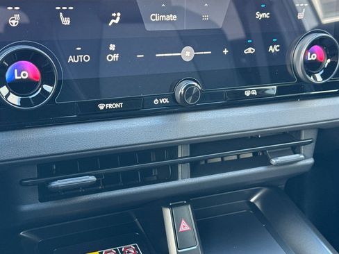 New 2026 Toyota bZ XLE Plus image 20