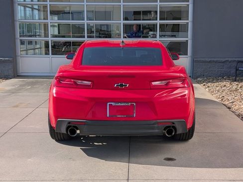 Used 2018 Chevrolet Camaro LT image 5